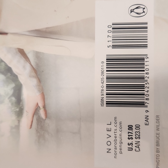 The Guardians Trilogy Series Nora Roberts Paperback Book set NWT - Picture 9 of 10